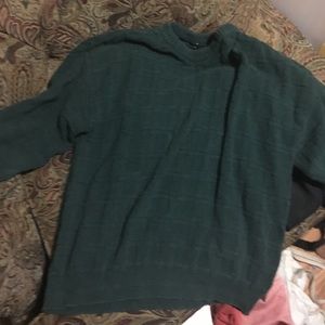 Men’s medium vintage sweater in good condition